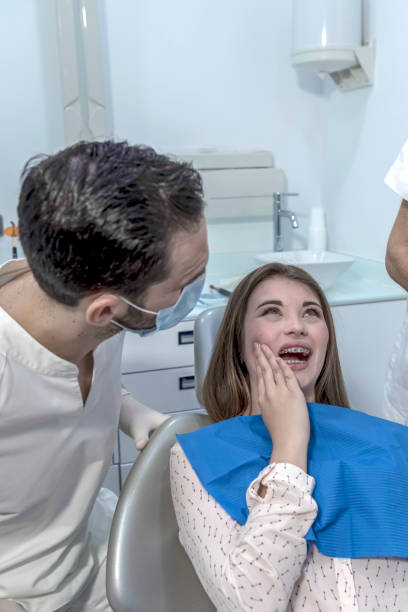 Best Emergency Root Canal Treatment in Grayvle, IL